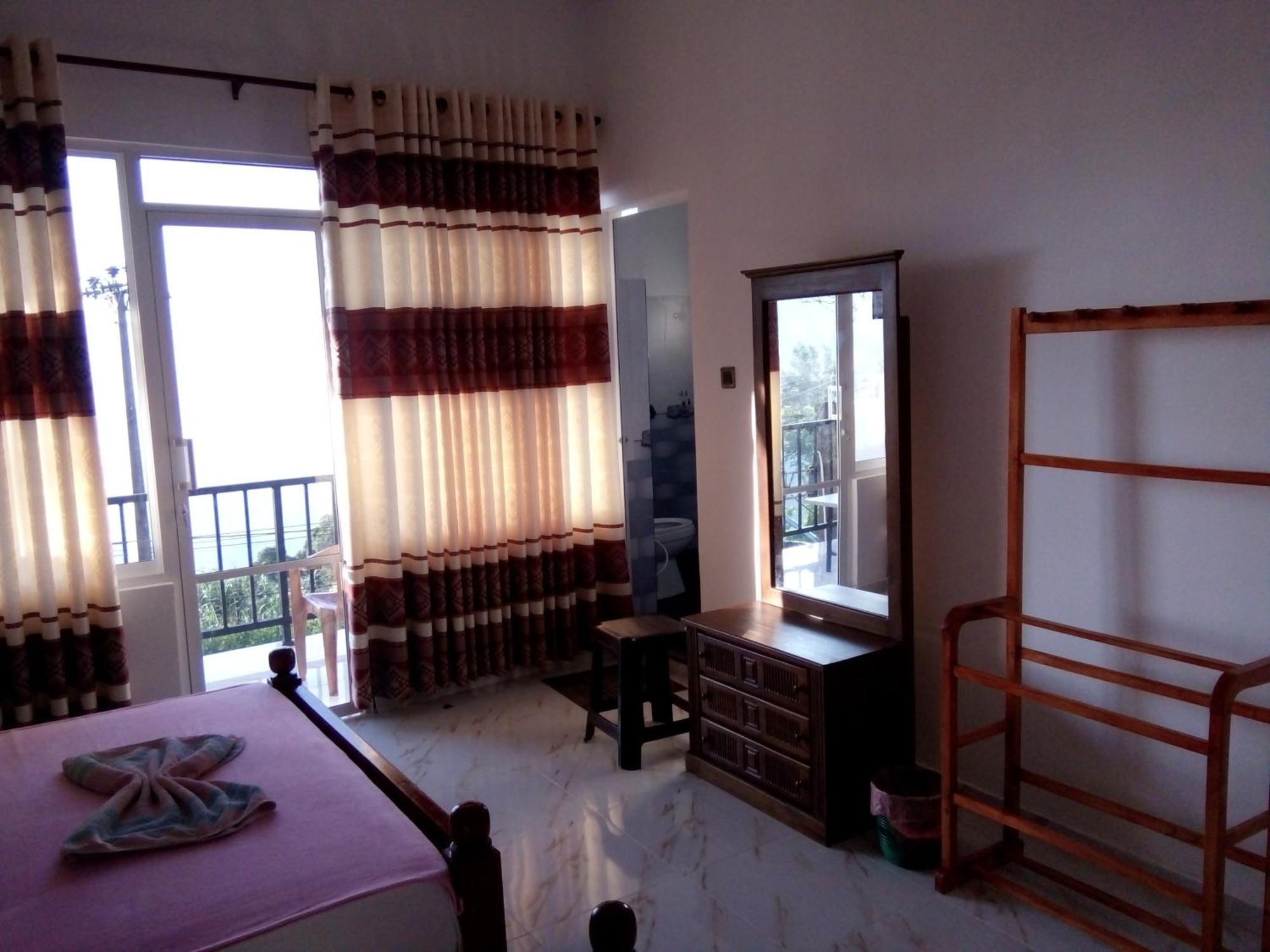 Sa Rest Inn Haputale Zimmer foto